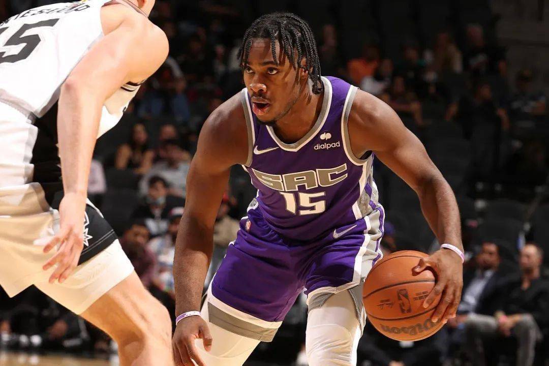 九游网站印第安那步行者从不摆烂